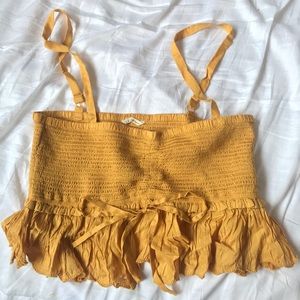 Aritzia Wilfred Crop